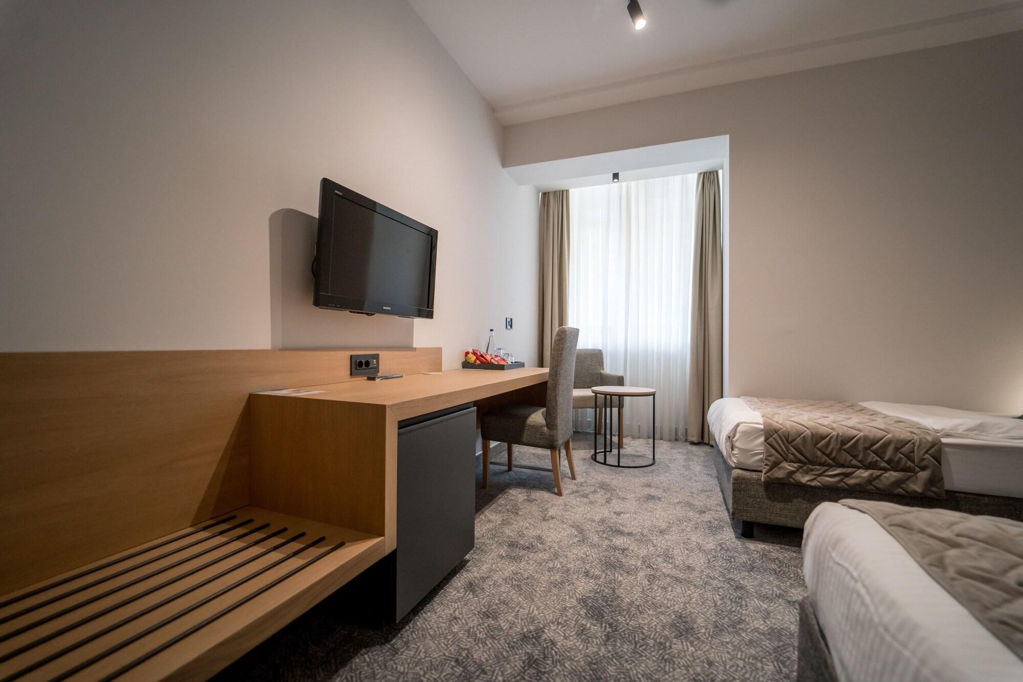 Mona Plaza Zlatibor Hotel ภายนอก รูปภาพ