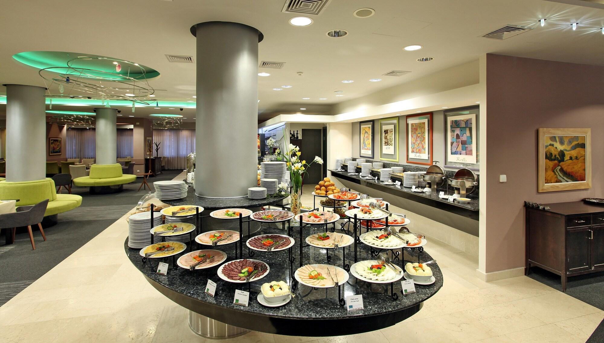 Mona Plaza Zlatibor Hotel ภายนอก รูปภาพ