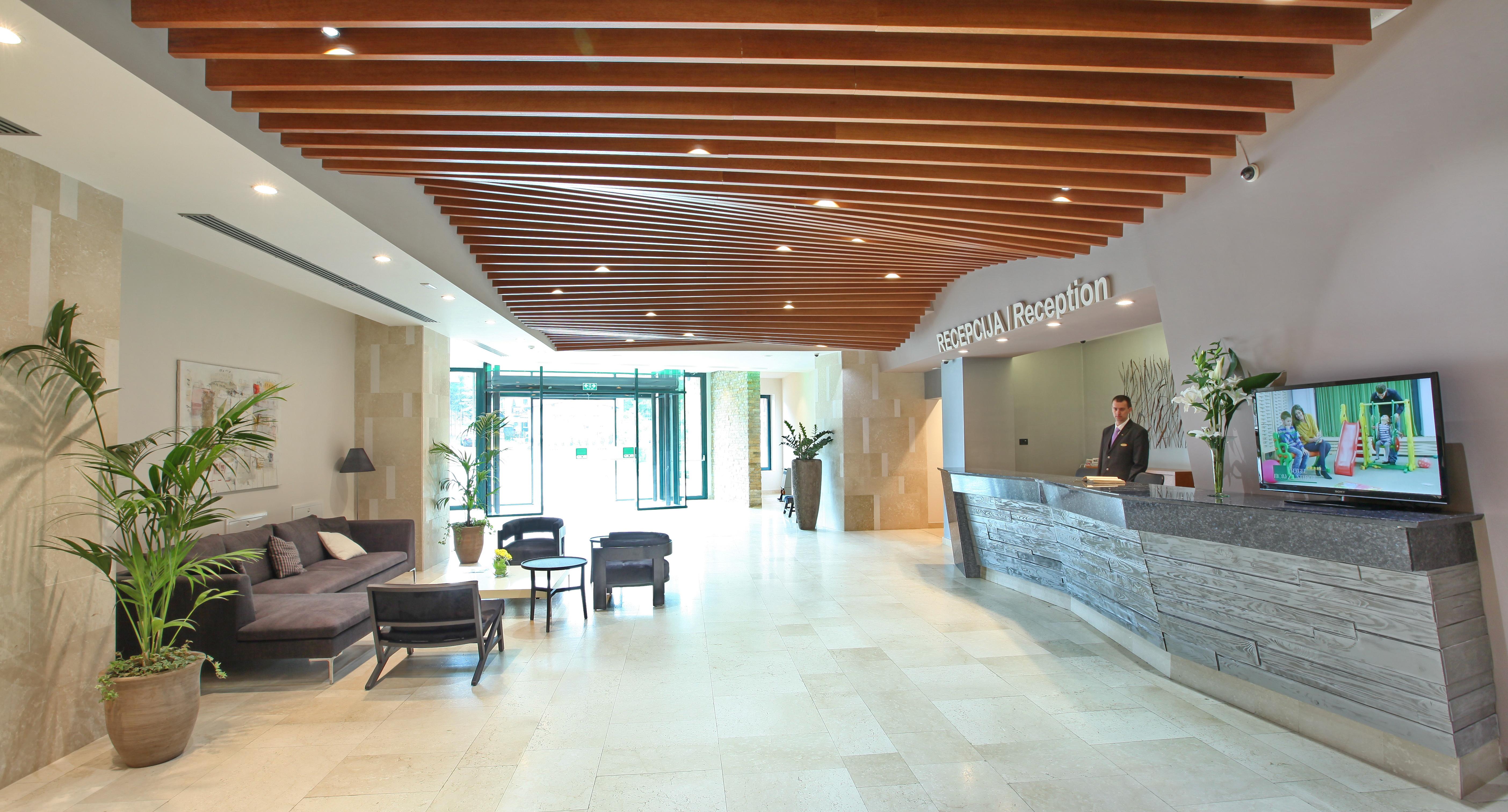 Mona Plaza Zlatibor Hotel ภายนอก รูปภาพ