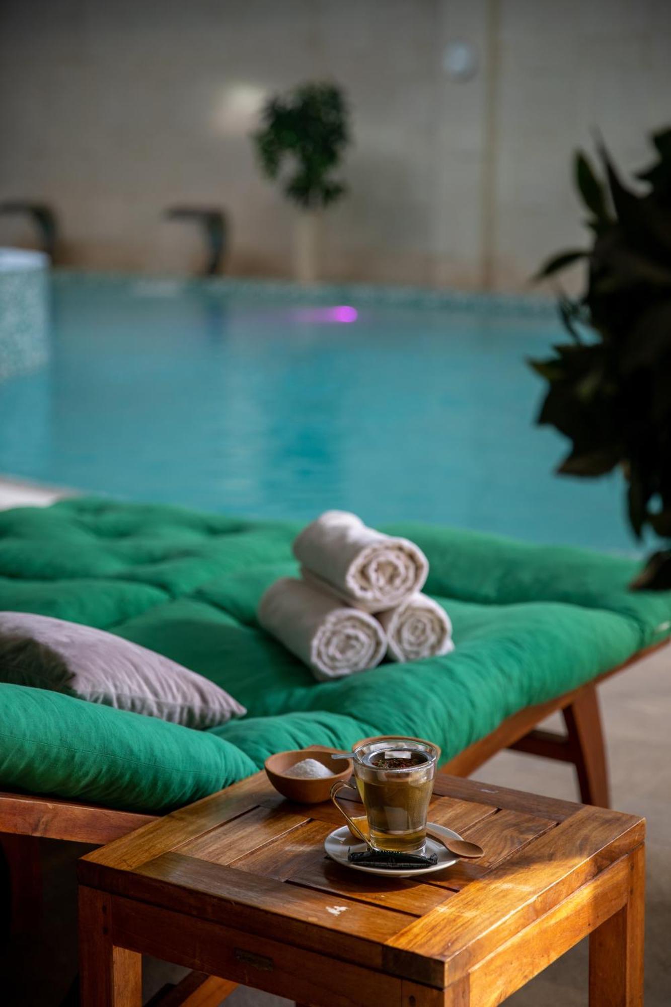 Mona Plaza Zlatibor Hotel ภายนอก รูปภาพ